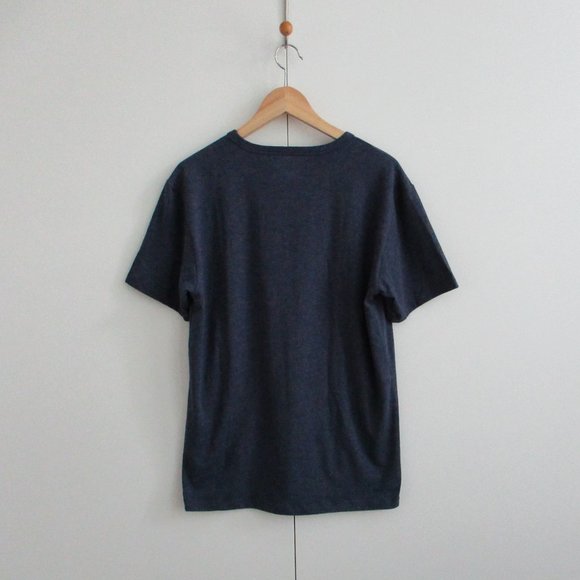 Joe's Jeans Tshirt Navy Vneck Size Large - Picture 4 of 9